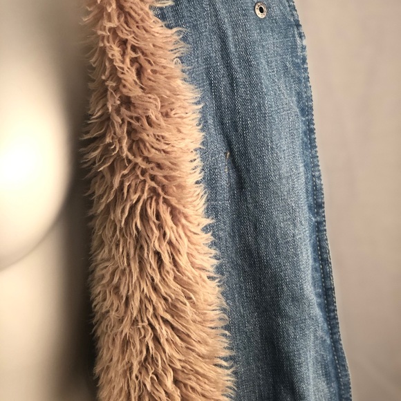 FREE PEOPLE jean jacket with fur lining - Picture 7 of 7